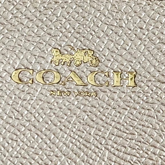 COACH Zipper Wristlet Wallet Pouch +2 Free Satin Twillys - Picture 6 of 10